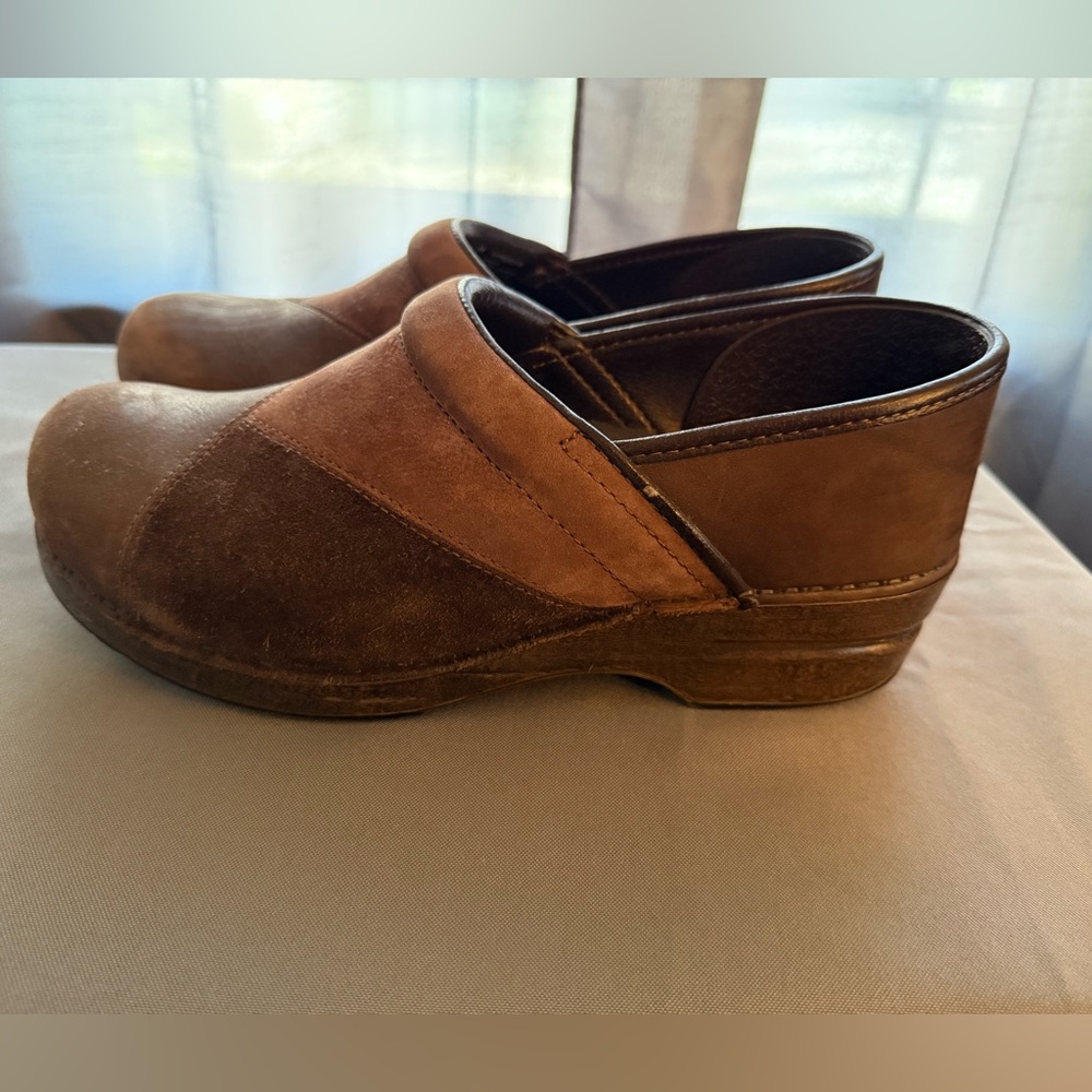 Dansko Two-Tone Brown Women's Mules